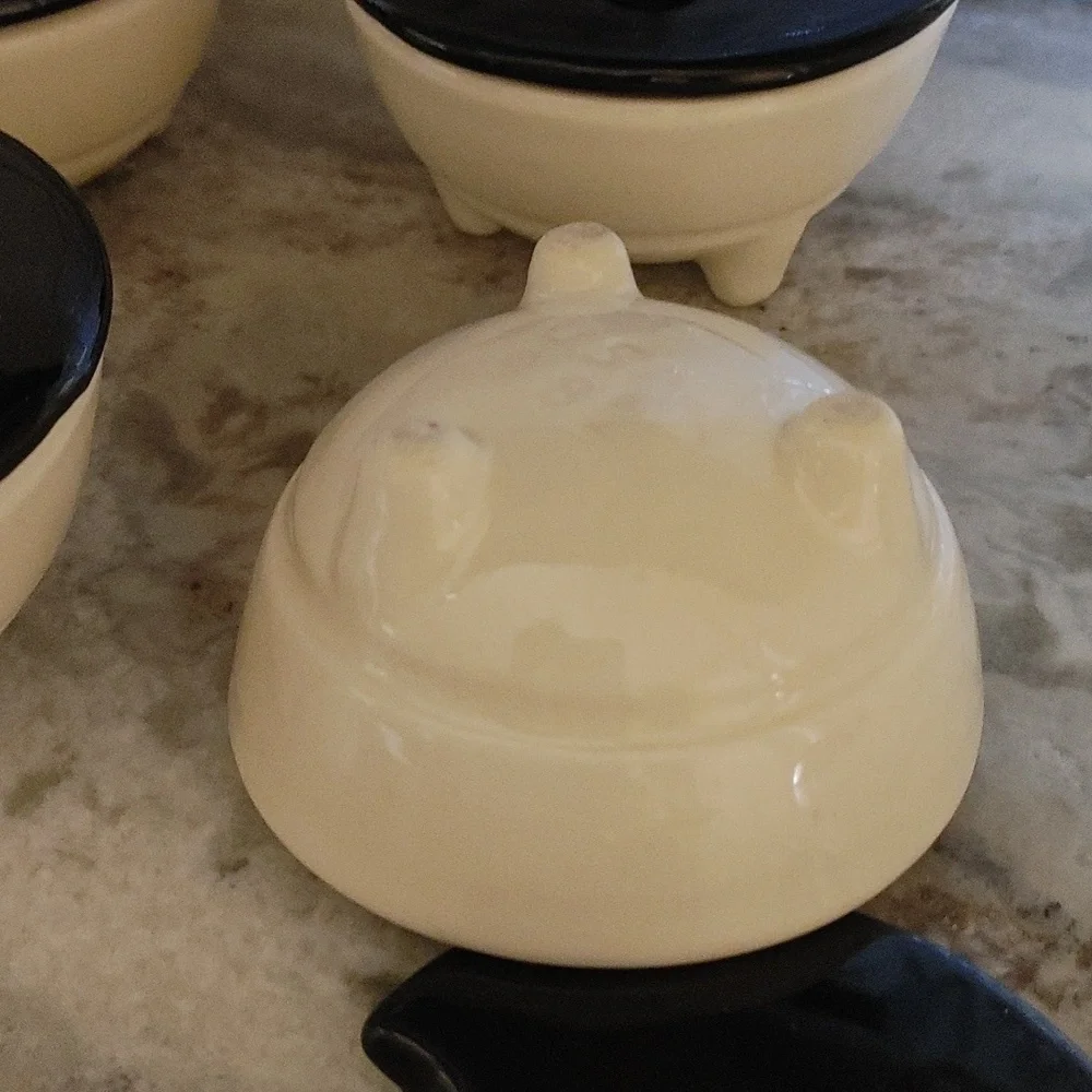 4 Vintage Condiment Bowls with Lids 3 Footed Black & Cream